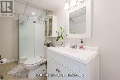 4193 Powderhorn Crescent, Mississauga, ON - Indoor Photo Showing Bathroom