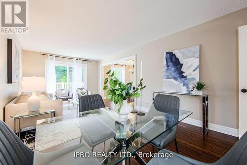 4193 Powderhorn Crescent, Mississauga, ON - Indoor Photo Showing Dining Room