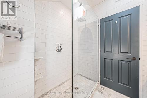 48 George Street, Waterloo, ON - Indoor Photo Showing Bathroom