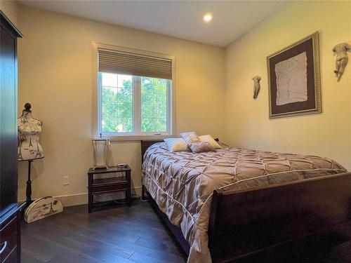 25 Howard Street, Carberry, MB - Indoor Photo Showing Bedroom