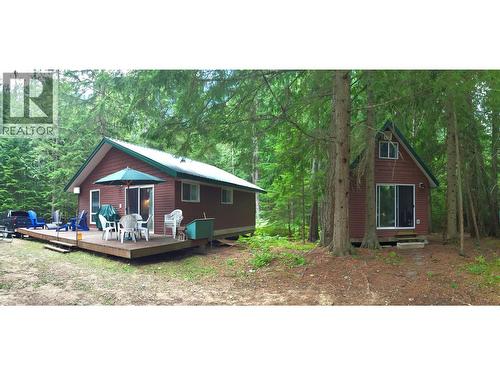 3848 Rock Island Road, Nakusp, BC - Outdoor With Deck Patio Veranda