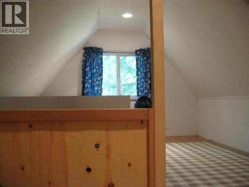 3848 Rock Island Road, Nakusp, BC - Indoor Photo Showing Other Room