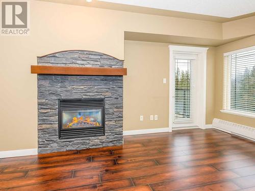 405, 30 Discovery Ridge Close Sw, Calgary, AB - Indoor With Fireplace