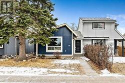 26 Falwood Crescent NE  Calgary, AB T3J 1E3