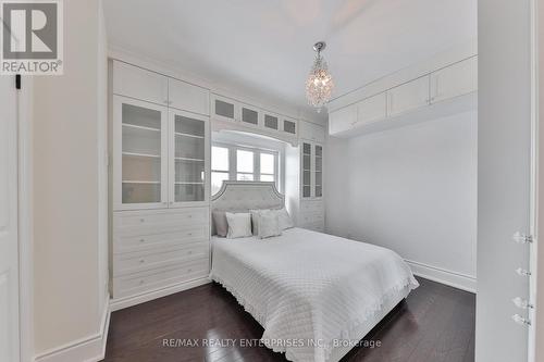 3630 Silverplains Drive, Mississauga, ON - Indoor Photo Showing Bedroom