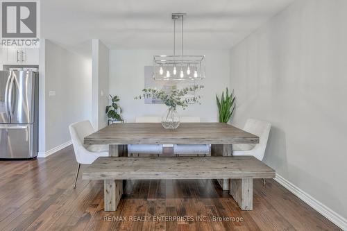 4050 Dunmow Crescent, Mississauga, ON - Indoor Photo Showing Dining Room