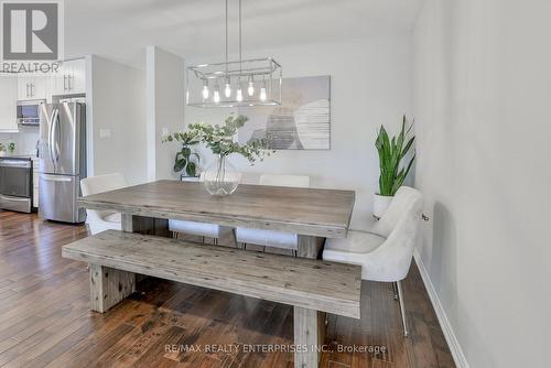 4050 Dunmow Crescent, Mississauga, ON - Indoor Photo Showing Dining Room