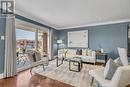 935 Lovingston Crescent, Mississauga, ON  - Indoor Photo Showing Living Room 