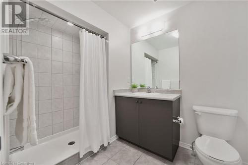 42 Curtis Street, Breslau, ON - Indoor Photo Showing Bathroom