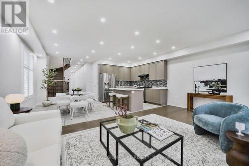 42 Curtis Street, Woolwich, ON - Indoor Photo Showing Living Room