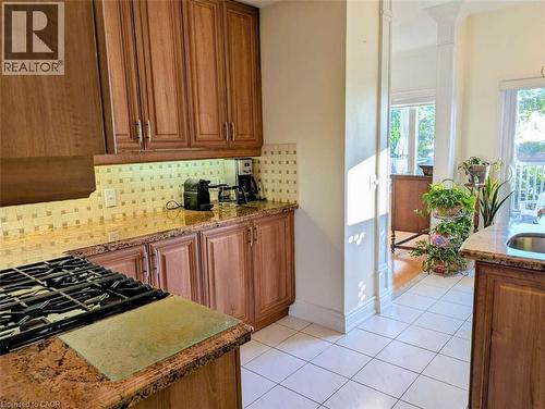 44 Morrison Crescent, Grimsby, ON - Indoor Photo Showing Kitchen