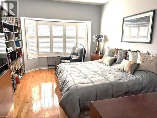 44 Morrison Crescent, Grimsby, ON - Indoor Photo Showing Bedroom