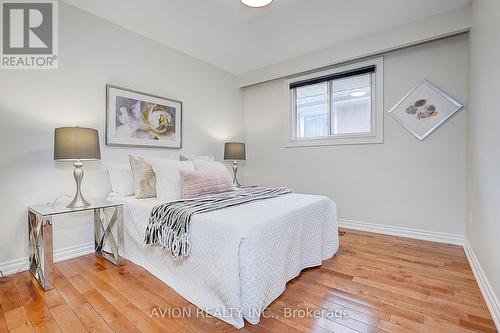 3171 Golden Orchard Drive, Mississauga, ON - Indoor Photo Showing Bedroom