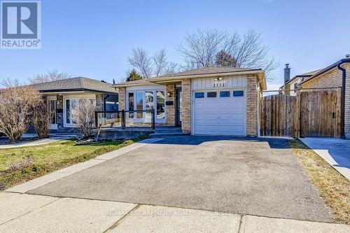 2352 Malcolm Crescent, Burlington, ON - Outdoor