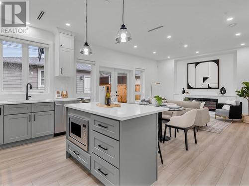 6166 Beatrice Street, Vancouver, BC - Indoor Photo Showing Kitchen With Upgraded Kitchen