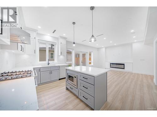 6166 Beatrice Street, Vancouver, BC - Indoor Photo Showing Kitchen With Upgraded Kitchen