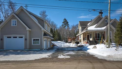 Vue d'ensemble - 30 Ch. Gérard, Saint-Donat, QC - Outdoor With Facade