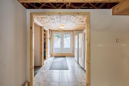 Hall d'entrée/Vestibule - 30 Ch. Gérard, Saint-Donat, QC - Indoor Photo Showing Other Room