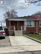 77 HABITANT DRIVE  Toronto, ON M9M 2N7