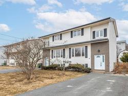 16 Osborne Drive  Eastern Passage, NS B3G 1H1