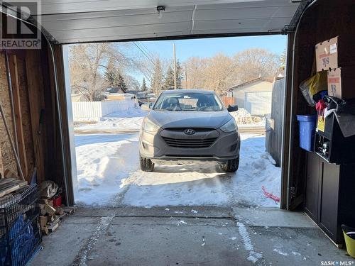 2502 Kelvin Avenue, Saskatoon, SK -  Photo Showing Garage