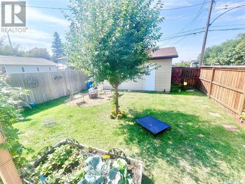 2502 Kelvin Avenue, Saskatoon, SK - Outdoor