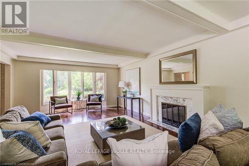 368 Warrington Drive, Waterloo, ON - Indoor Photo Showing Living Room With Fireplace