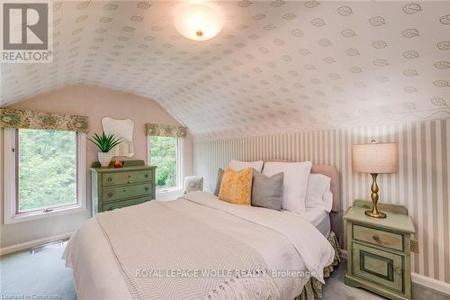 368 Warrington Drive, Waterloo, ON - Indoor Photo Showing Bedroom