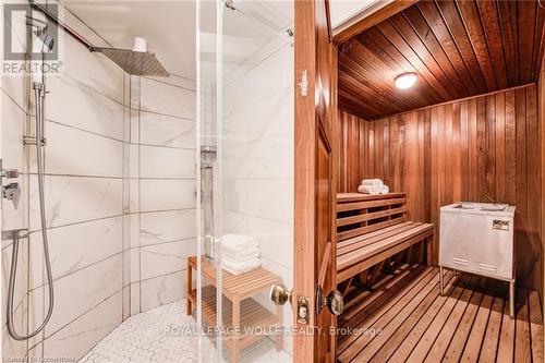 368 Warrington Drive, Waterloo, ON - Indoor Photo Showing Bathroom