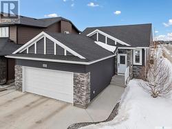 402 Kolynchuk CRESCENT  Saskatoon, SK S7T 0W4