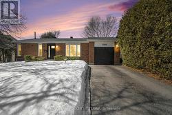 1266 ALLOWAY CRESCENT  Ottawa, ON K1K 3Z1