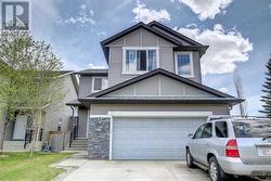 71 Chapman Green SE  Calgary, AB T2X 0E7