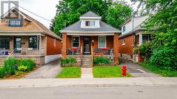 537 FERGUSON AVENUE N  Hamilton, ON L8L 4Z7