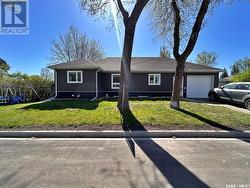 1401 Mark AVENUE  Moosomin, SK S0G 3N0