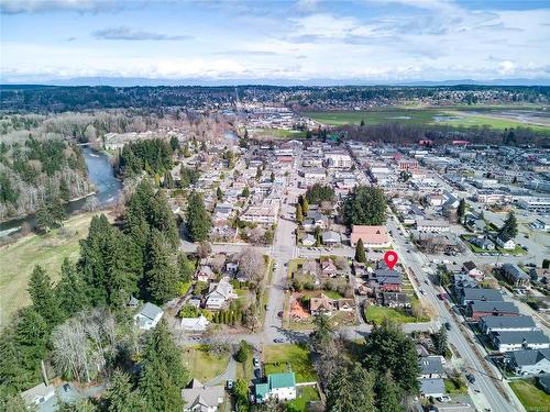 635 5Th St, Courtenay, BC 