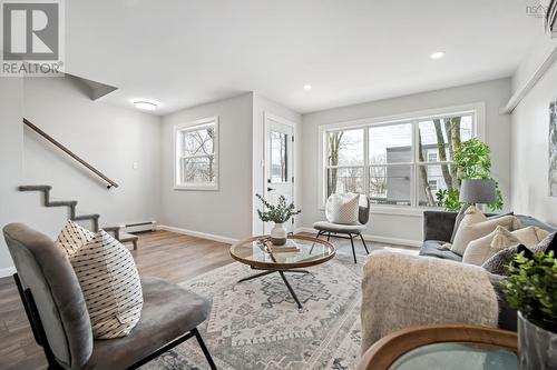 6268 Liverpool Street, Halifax, NS - Indoor Photo Showing Living Room