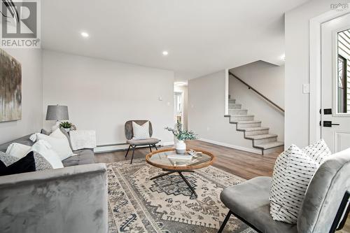 6268 Liverpool Street, Halifax, NS - Indoor Photo Showing Living Room