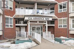 304 106 Armistice WAY  Saskatoon, SK S7J 2H4