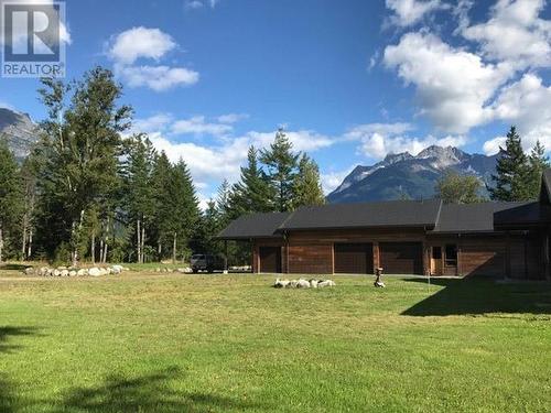 2712 Egan Road, Bella Coola, BC - Outdoor