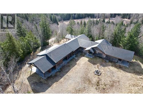 2712 Egan Road, Bella Coola, BC - Outdoor