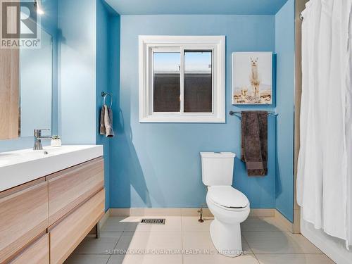 4423 Sawmill Valley Drive, Mississauga, ON - Indoor Photo Showing Bathroom