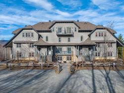 4-290 Rue du Mont-Plaisant  Mont-Tremblant, QC J8E 1L2