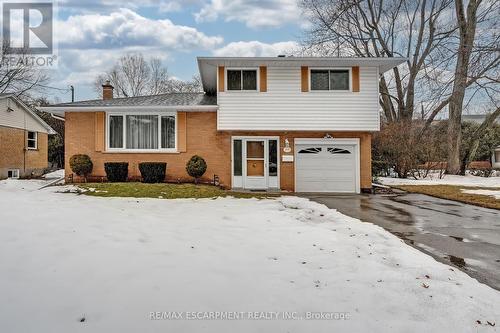 368 East Side Crescent, Burlington, ON - Outdoor With Facade