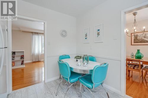 368 East Side Crescent, Burlington, ON - Indoor Photo Showing Dining Room