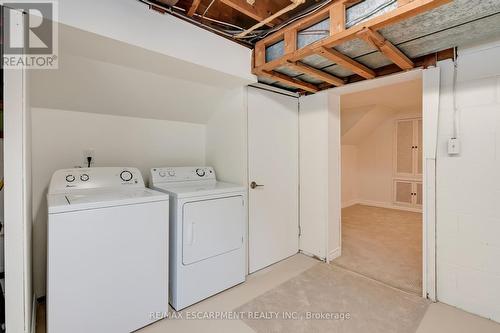 368 East Side Crescent, Burlington, ON - Indoor Photo Showing Laundry Room