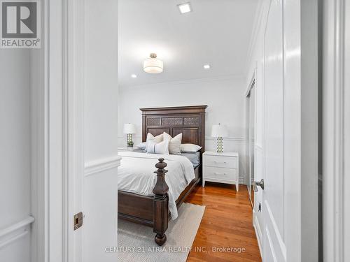 2265 Denise Road, Mississauga, ON - Indoor Photo Showing Bedroom