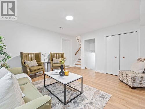 2265 Denise Road, Mississauga, ON - Indoor Photo Showing Living Room