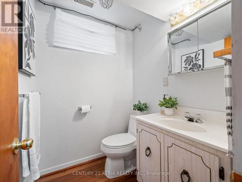 2265 Denise Road, Mississauga, ON - Indoor Photo Showing Bathroom