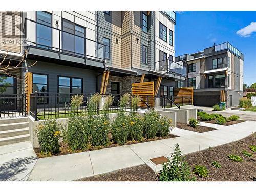 1455 Cara Glen Court Unit# 116  Kelowna, BC V1V 3B8