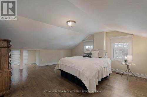 307 Queen Street S, Mississauga, ON - Indoor Photo Showing Bedroom